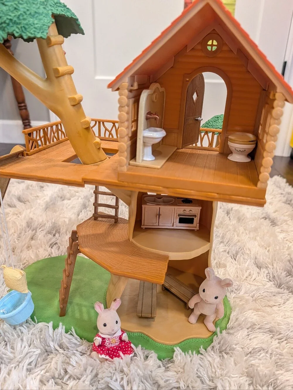 CALOCO CRITTERS Woodland Adventure Tree House Playset House And Accessories